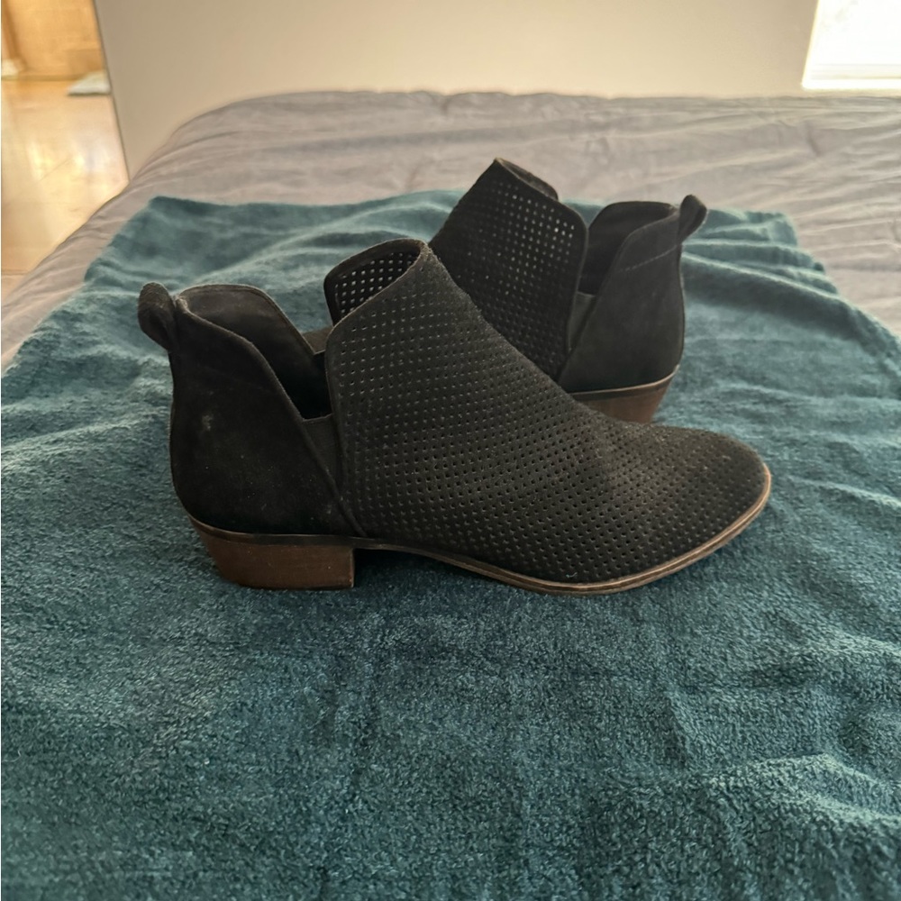 BP (Nordstrom) short black booties